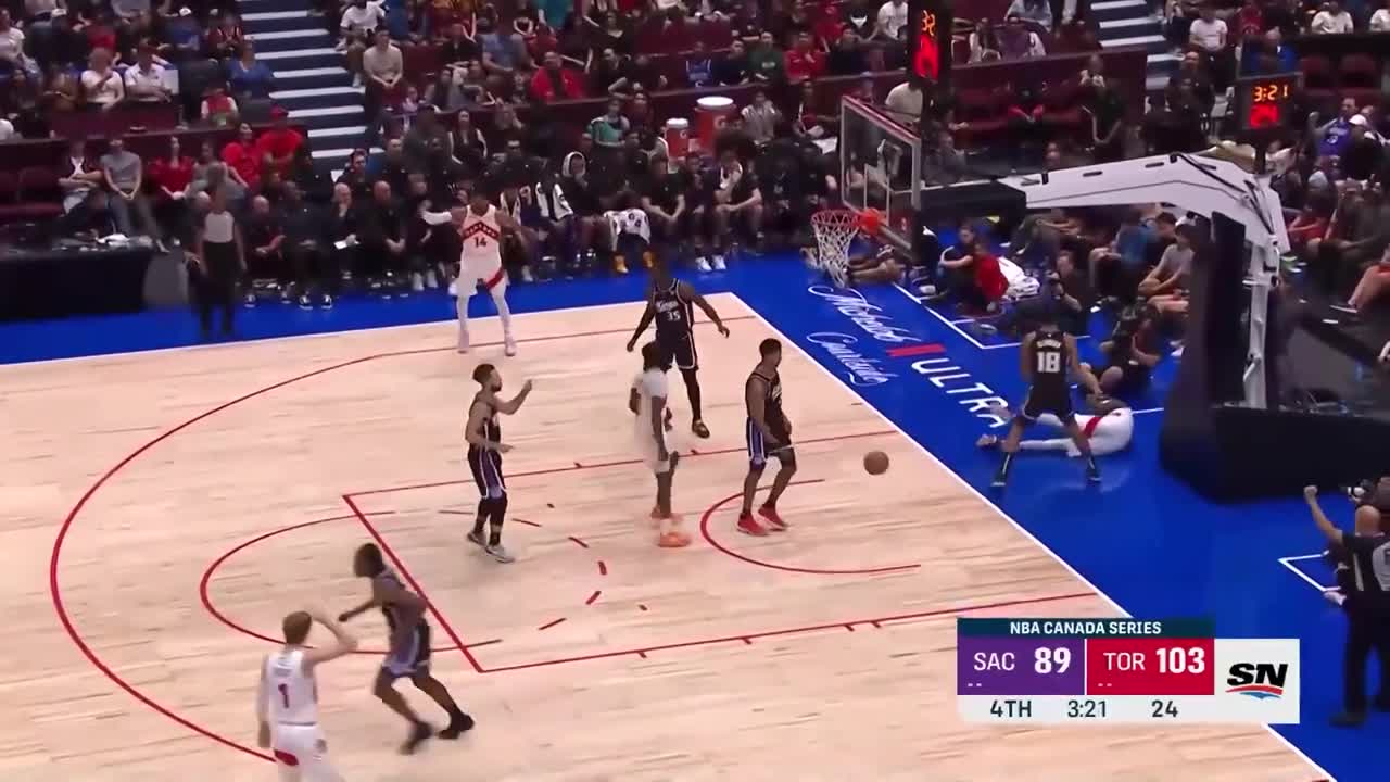 Много силен дебют за Александър Везенков